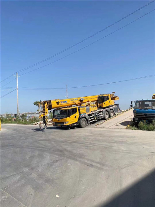 九台区吊车作业时，可能会产生哪些额外收费项目？